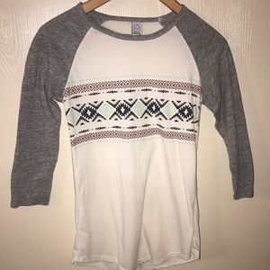 3/4 length sleeve t-shirt.